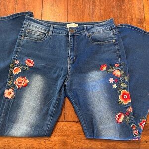 BAMBOO Women’s Blue High-Rise Jeans